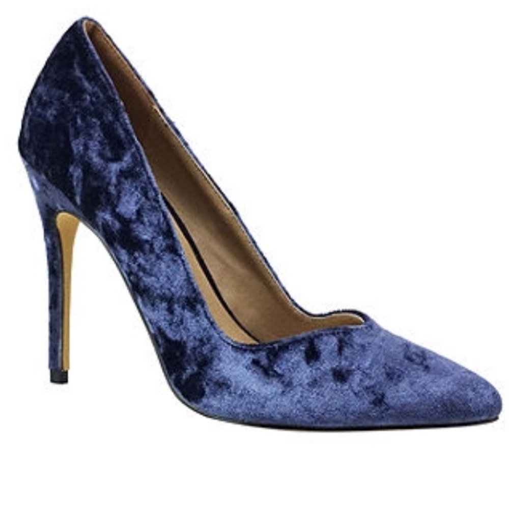 Blue Velvety Heel